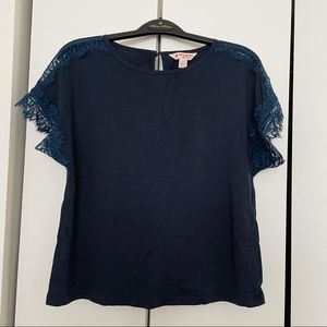 **LAST CHANCE** Brooks Brothers Lacy Navy Boxy Tee ⛵️